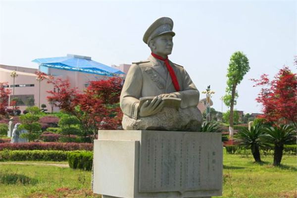 赣州十大公园广场排行榜:黄金广场上榜,第一具有历史意义