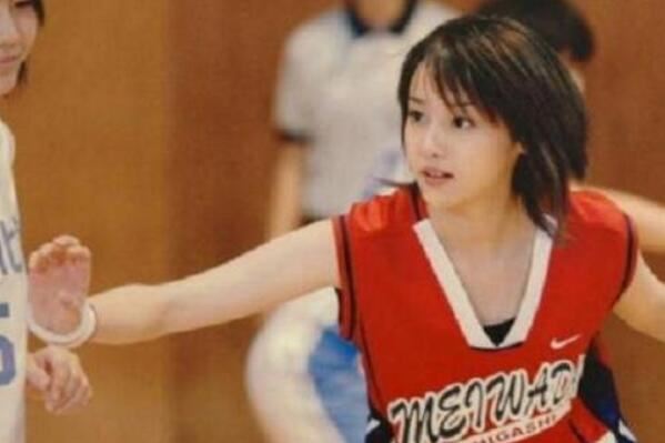 体坛十大篮球美女排行榜 赵爽第三,“女版詹姆斯”上榜