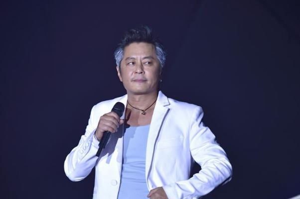 王杰十大经典歌曲排行榜：《不浪漫罪名》上榜，第六令人心碎