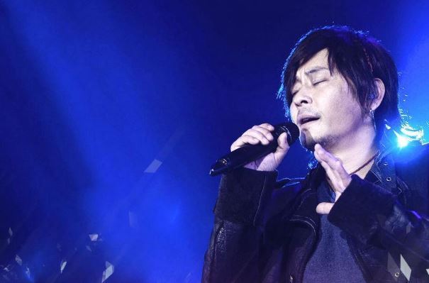 王杰十大经典歌曲排行榜：《不浪漫罪名》上榜，第六令人心碎