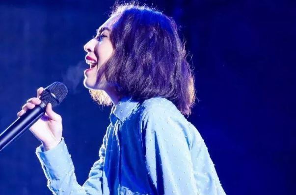 戴佩妮最好听的歌曲top10：《怎样》上榜，第九格外温馨