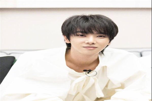 2020华语男歌手排行榜:张艺兴上榜,TFBOYS成员皆上榜