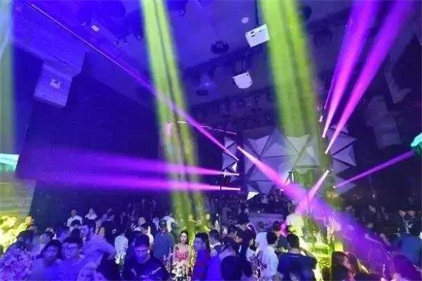 苏州十大热门酒吧：MYST酒吧上榜，第八可以当做KTV