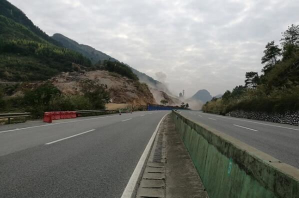 中国十大高速公路之最，京新高速上榜，第一是中国最长的高速公路