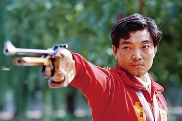 世界十大知名射击名将，许海峰上榜，第六达成亚洲首金“四连冠”