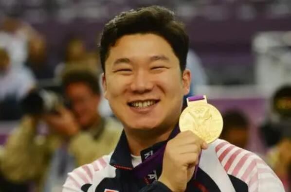 世界十大知名射击名将，许海峰上榜，第六达成亚洲首金“四连冠”
