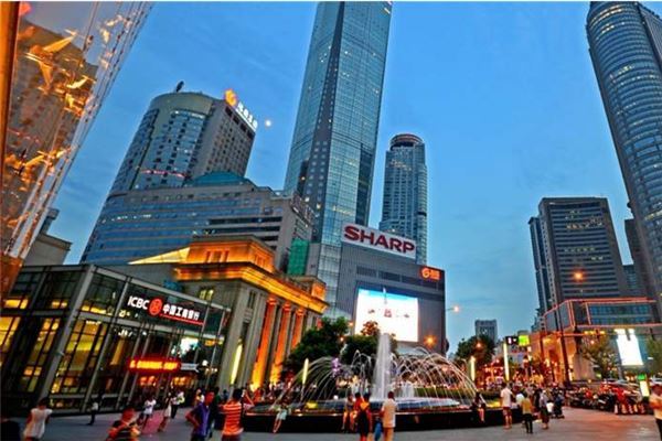 南京购物好地方:德基广场上榜,它是奢侈品集中地
