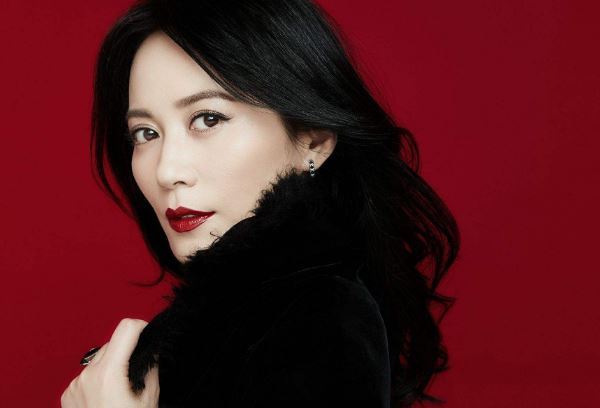 娱乐圈十大不老女神排行榜:俞飞鸿上榜,第七乃“甜歌皇后”