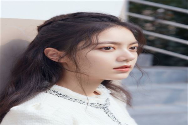 00后十大演技明星：张子枫上榜，易烊千玺最火