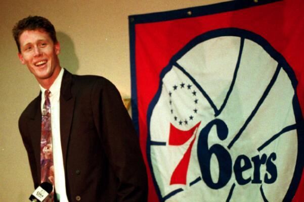 世界十大最高的篮球运动员，李明勋上榜，第一是中国篮球运动员