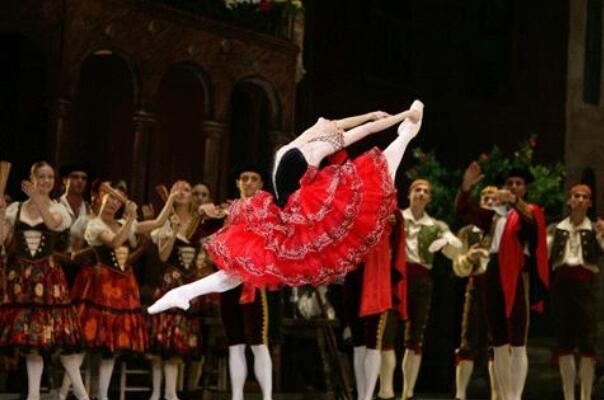 世界十大经典芭蕾舞剧，胡桃夹子上榜，第一是经典中的经典