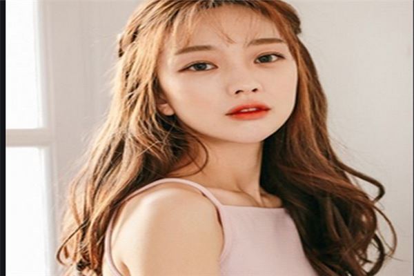 西安十大理发店排行榜：秀阁上榜，美丽工作室第一