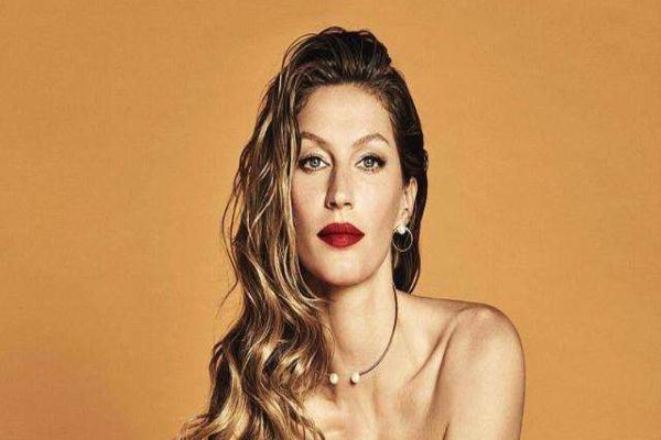 世界十大著名维密模特 米兰达·可儿长相甜美人气很高