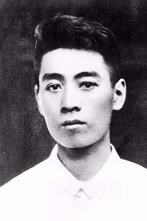 民国四大美男，周恩来年轻时超帅，魅力非凡！