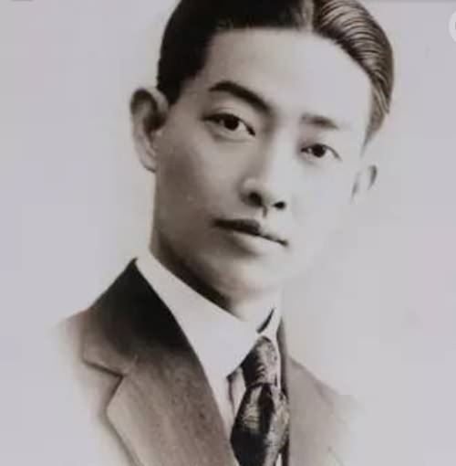 民国四大美男,周恩来年轻时超帅,魅力非凡!