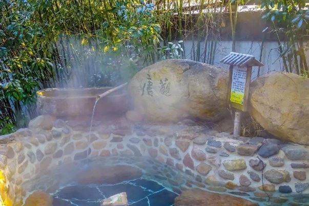 山东十大温泉排行榜：观唐温泉上榜，第一最稀有(可作饮用)