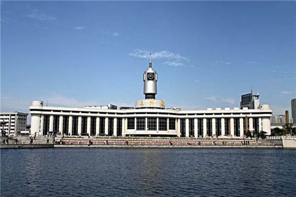 天津市地标建筑TOP10 民园体育场景色超美 天塔位于水中