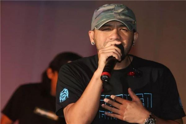 翻唱十大歌手排行榜推荐 迪克牛仔拥有不同风格第2堪称天籁