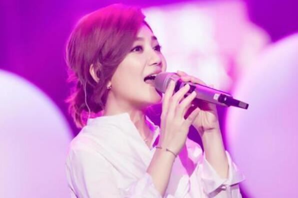 娱乐圈十大最矮女明星 蔡依林上榜，第二是“主持一姐”