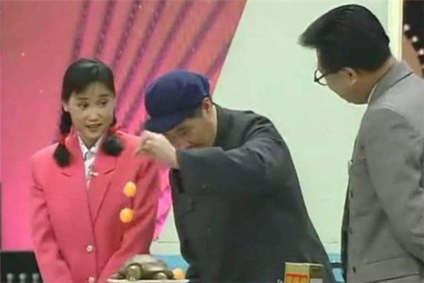 春晚十大经典小品：《拜年》上榜，竟然没有《卖拐》