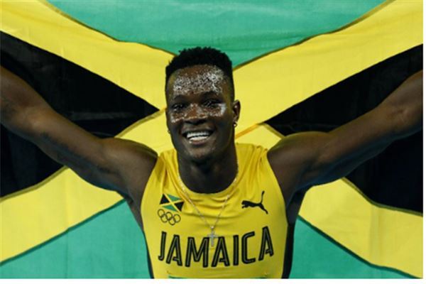 世界十大110米栏运动员：罗伯斯上榜，最低速度12秒80