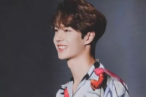 2021年明星人气榜单 蔡徐坤上榜,迪丽热巴排名第三