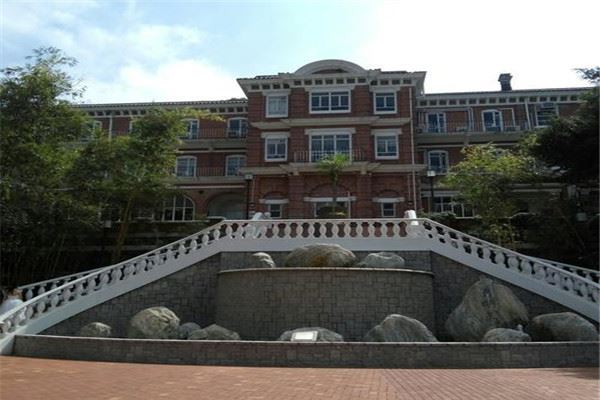 中国十大鬼校 南京大学 深圳大学上榜
