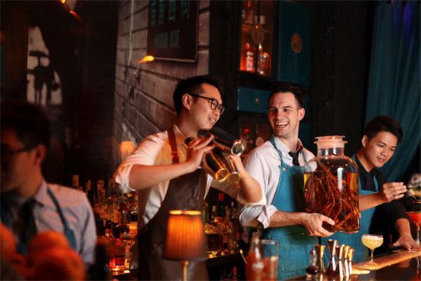 深圳十大酒吧排行榜：TOP NIGHT CLUB上榜，它是小酒馆