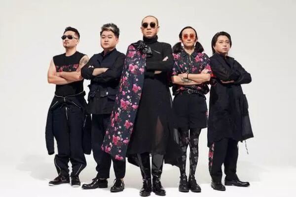 中国十大经典摇滚乐队，逃跑计划上榜，第一曾叱咤国内乐坛