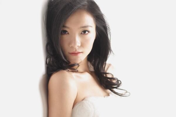 贵州十大明星 龚琳娜上榜,第一是宁静