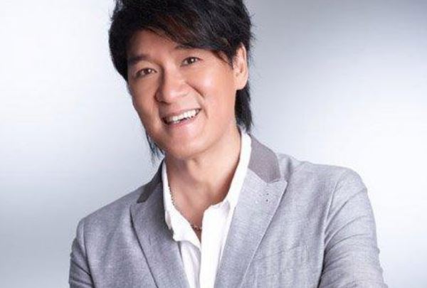 周华健十大经典歌曲排行榜:《爱相随》上榜,第六超级治愈