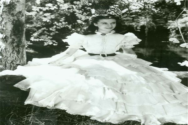 世界公认颜值最高的女明星：卡米拉·贝勒上榜，她是平民王妃