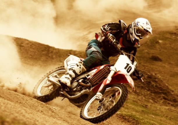 世界十大极限运动排行，第一被叫停，第八是西班牙传统