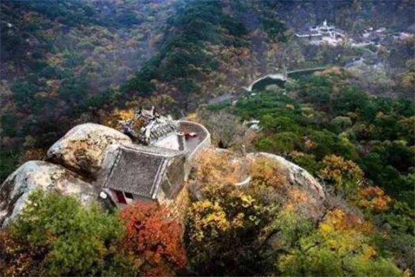 鞍山十大风景名胜排行榜：玉佛山上榜，第八是陨石坑