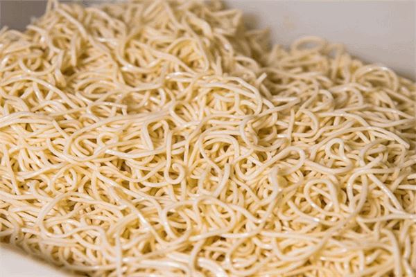 中国十佳热干面品牌：陈克明上榜，蔡林记第一