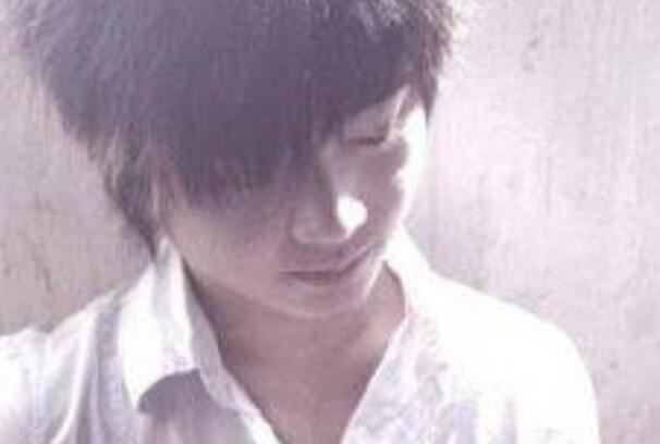 颜小健最好听歌曲top10：《解药》上榜，第一细腻又甜美