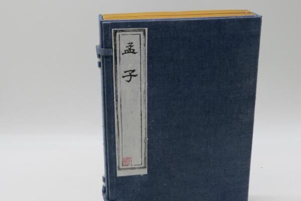 十部必读的国学经典书籍,史记上榜,第一是中国最早的诗歌总集