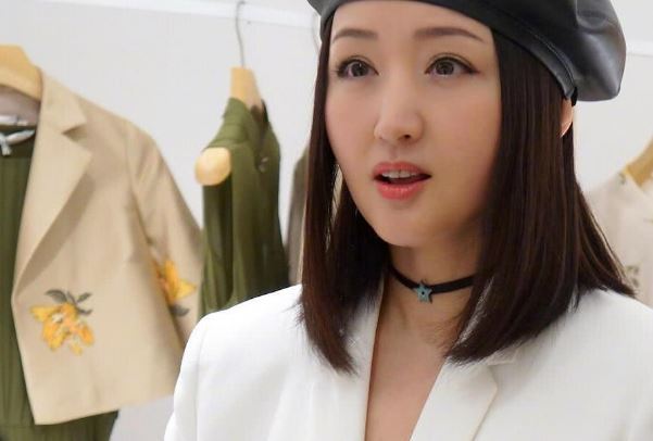 杨钰莹十大经典歌曲排行榜：《深秋》上榜，第二温柔且动听