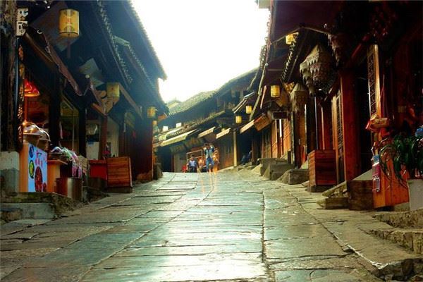 贵阳十大最具特色景点：甲秀楼第三，第七体验苗族生活