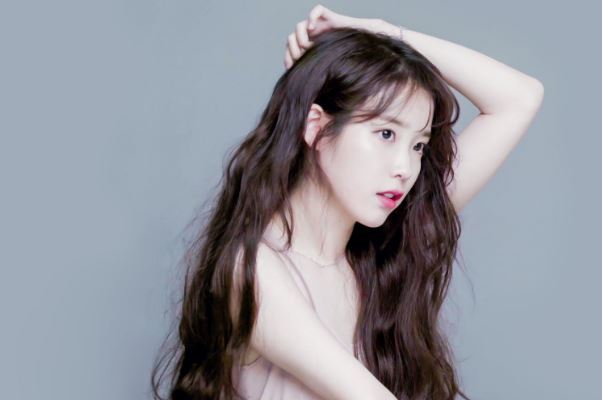 韩国十大人气最高的女明星排行榜：李知恩上榜，第一出道最早