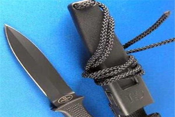 世界十大著名军刺 三棱军刺使用方便，第三非常适合搏斗