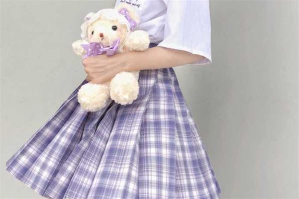 jk制服品牌排行榜：神仙club上榜，一件格裙销量三十万