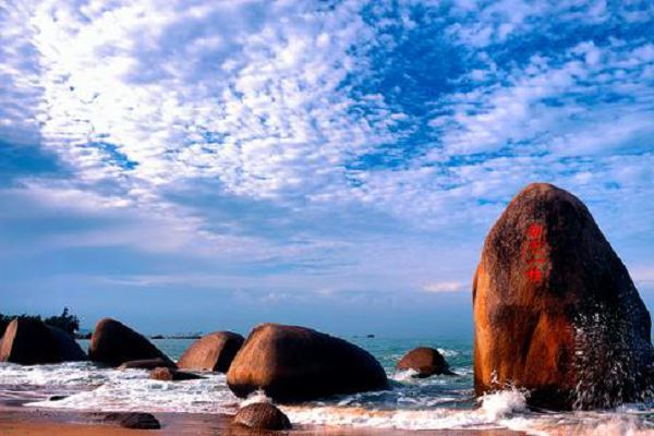 海南十大最好玩的景点：天涯海角上榜，第二镇岛之宝