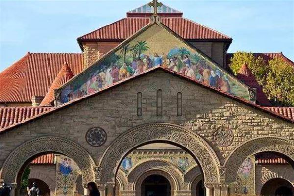 最有名的大学排行榜：剑桥大学上榜，第六录取率低