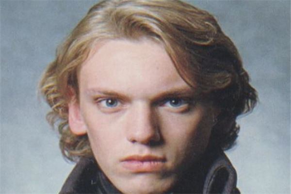 哈利波特十大帅哥排行榜：小天狼星上榜，第十逆袭成功