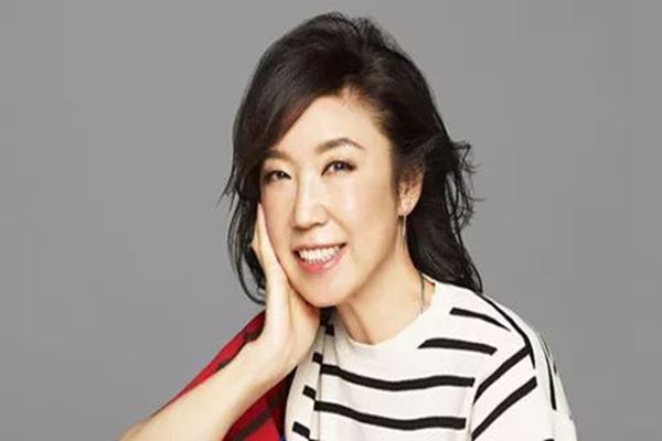 日本十大女歌手排行榜：中森明菜在榜，第一名一生唱了1400首歌