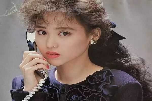 日本十大女歌手排行榜：中森明菜在榜，第一名一生唱了1400首歌