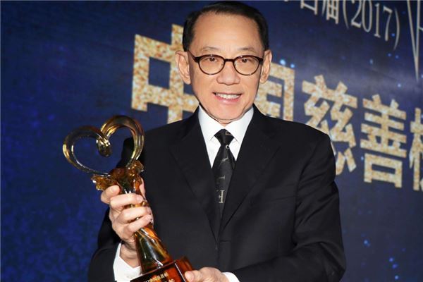 香港娱乐圈大佬级人物排名 成龙上榜曾志伟第一