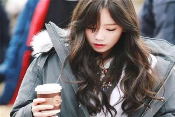 韩国4大solo女巨头盘点 IU上榜第二相当受欢迎