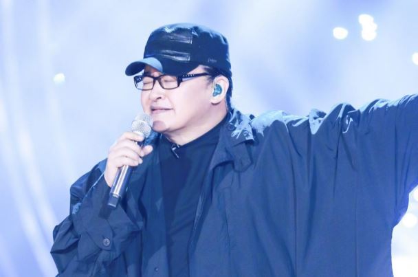 刘欢十大经典歌曲排行榜：《好汉歌》上榜，第三荡气回肠